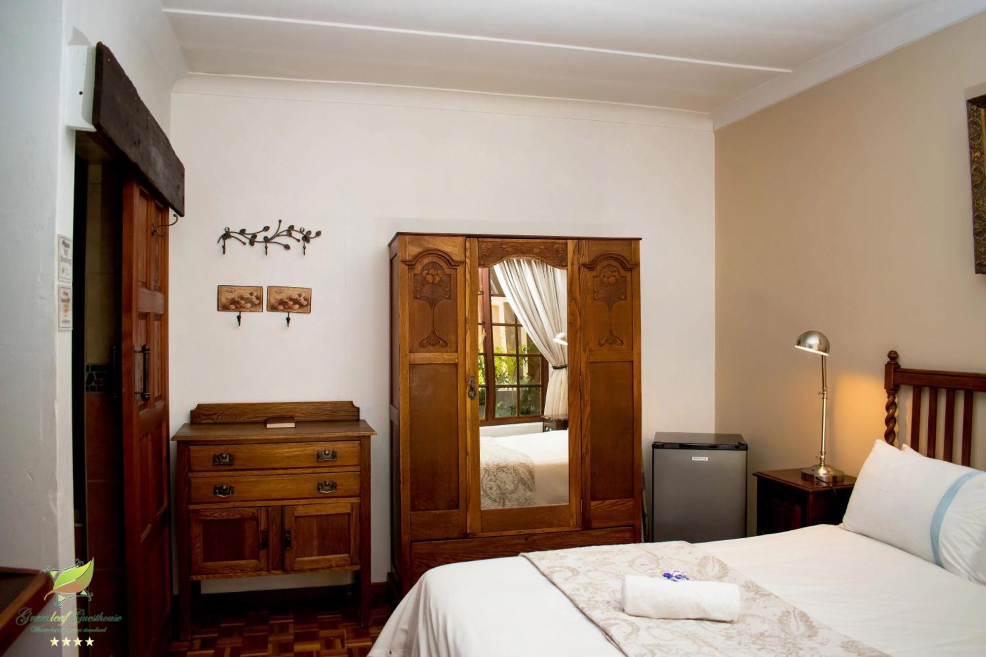 Greenleaf Guest Lodge บลูมฟอนเทน ภายนอก รูปภาพ