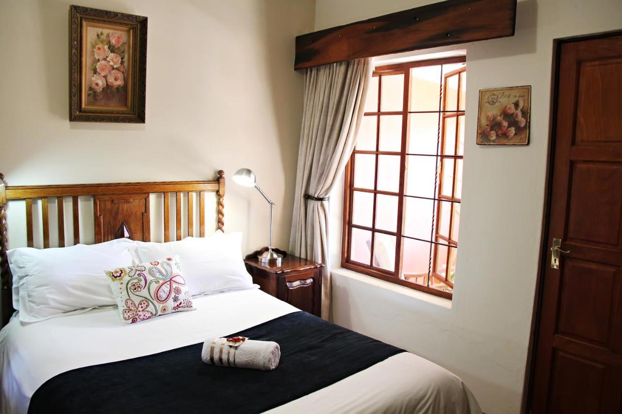 Greenleaf Guest Lodge บลูมฟอนเทน ภายนอก รูปภาพ