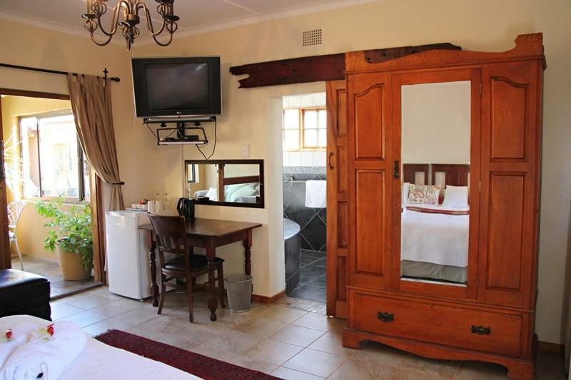 Greenleaf Guest Lodge บลูมฟอนเทน ภายนอก รูปภาพ